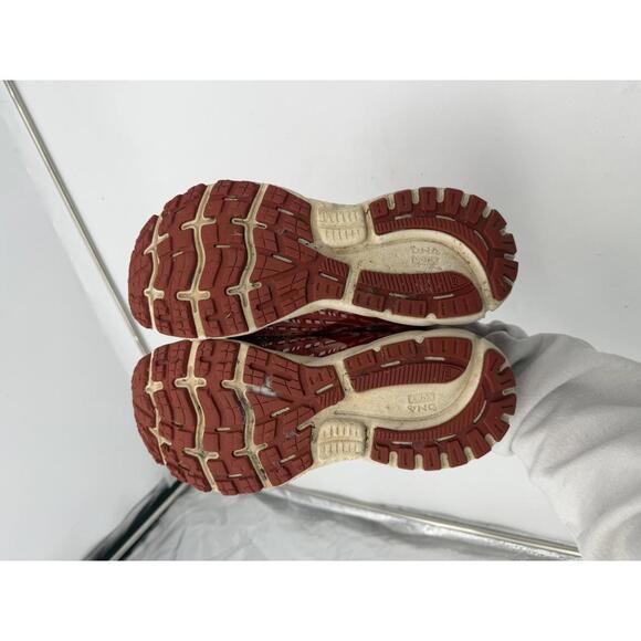 Brooks Ghost 13 Red Space Dye Sneakers Sz 11 Womens - Picture 4 of 5